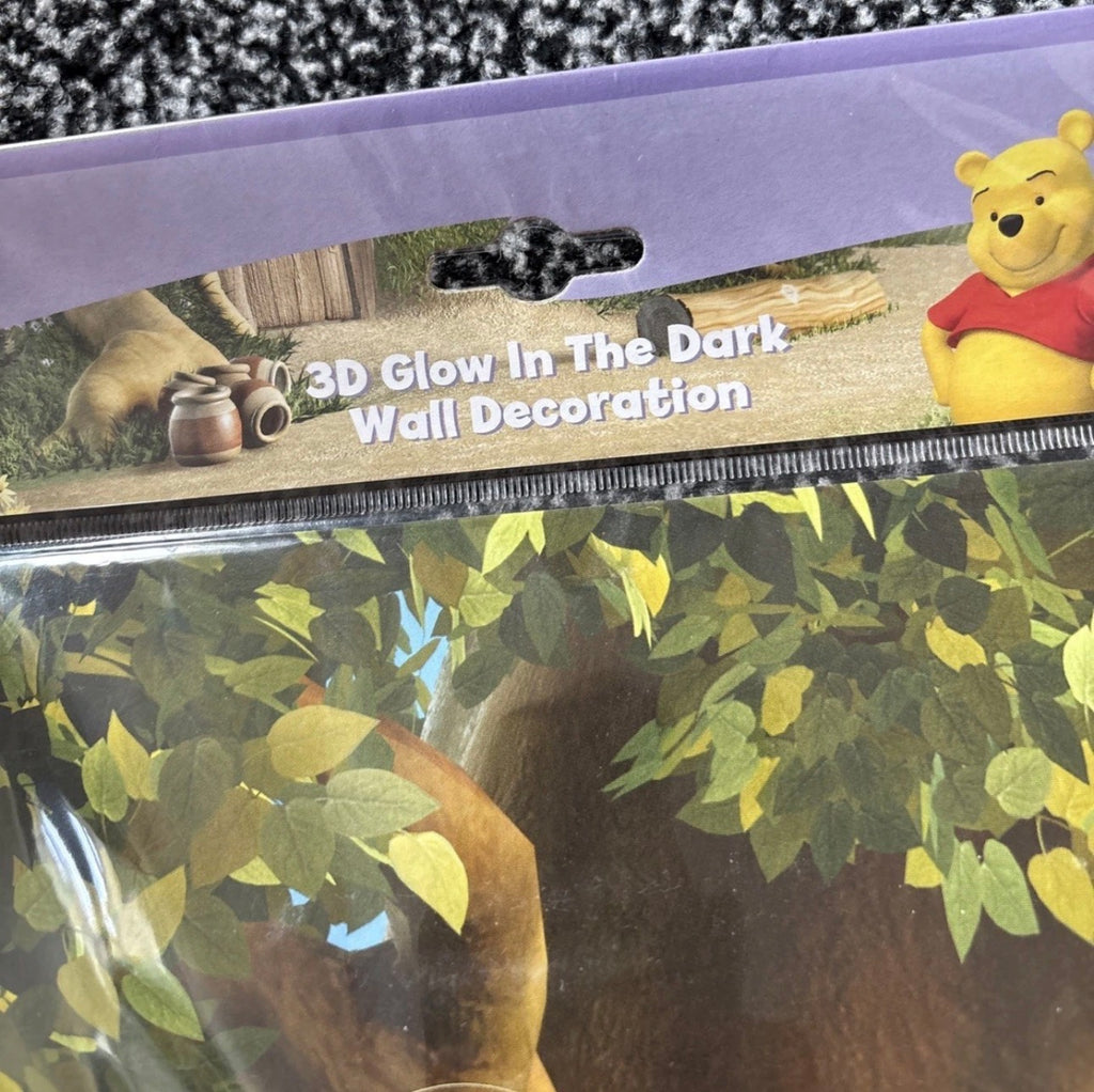 My Friends Tigger & Pooh 3D Glow In The Dark Wall Decoration