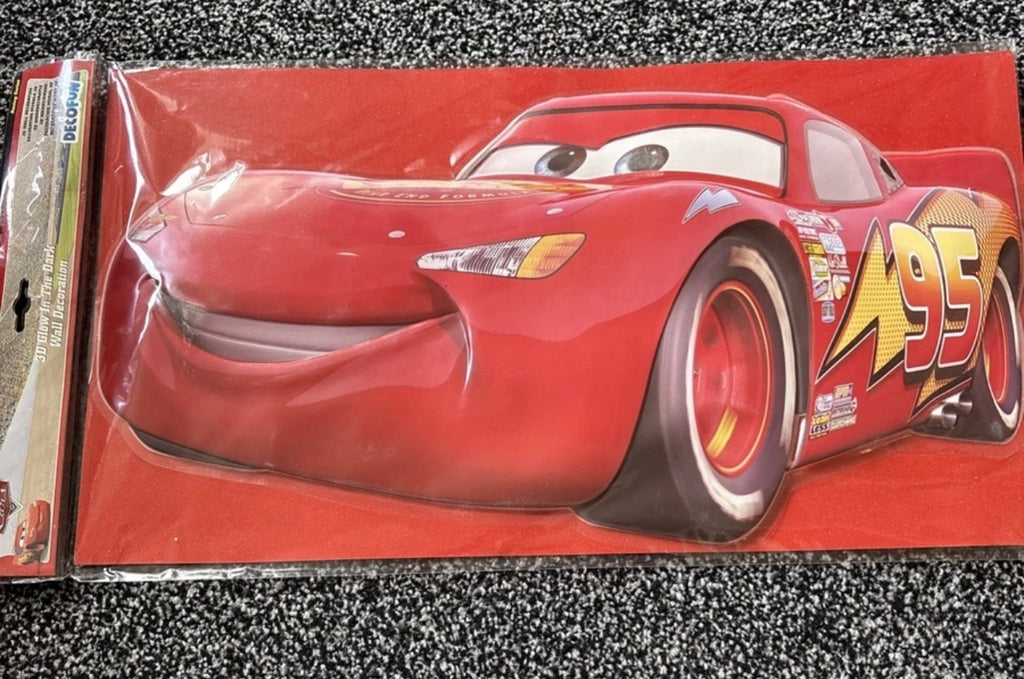 The World of Cars 3D Glow In The Dark Wall Decoration Brand New