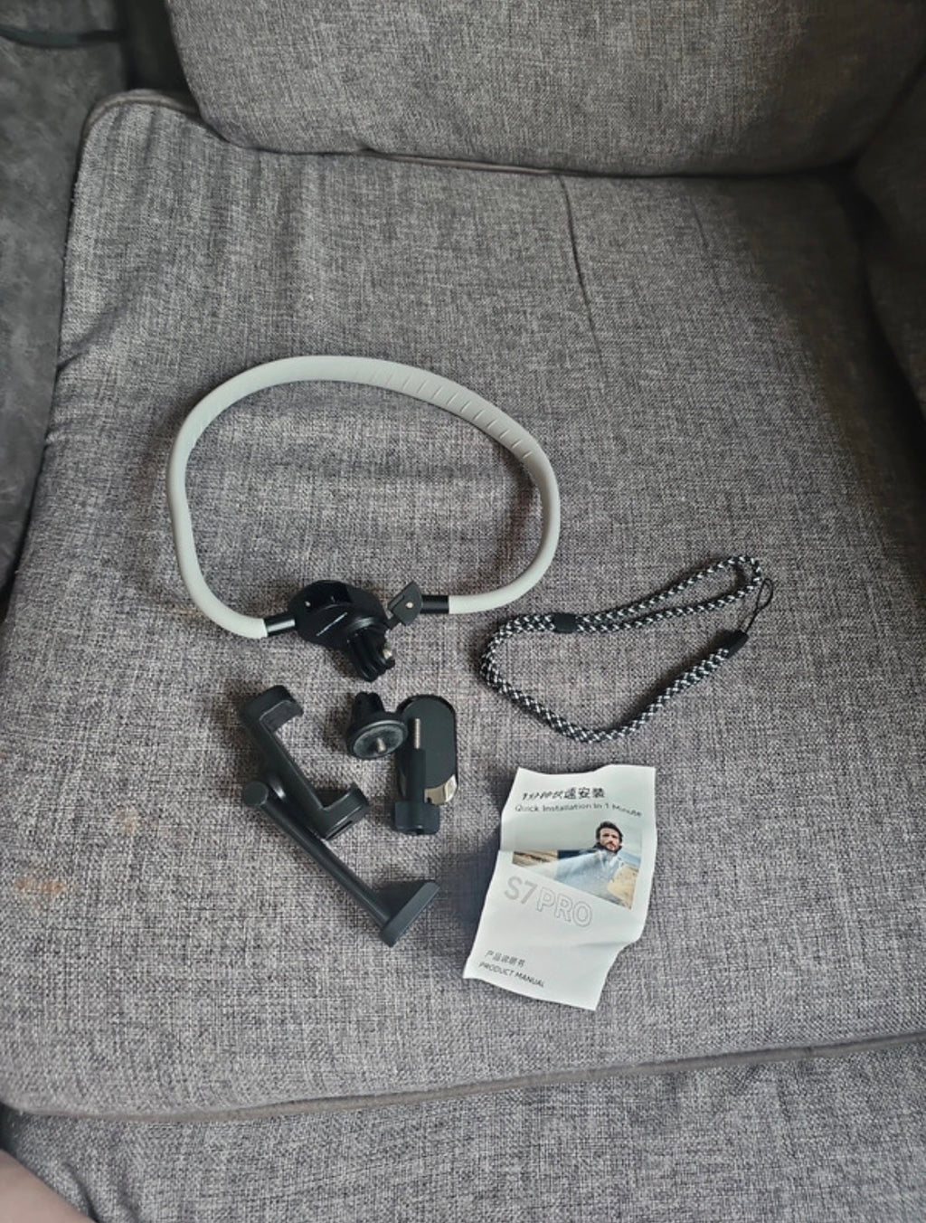 First View Shot Neck Selfie Holder